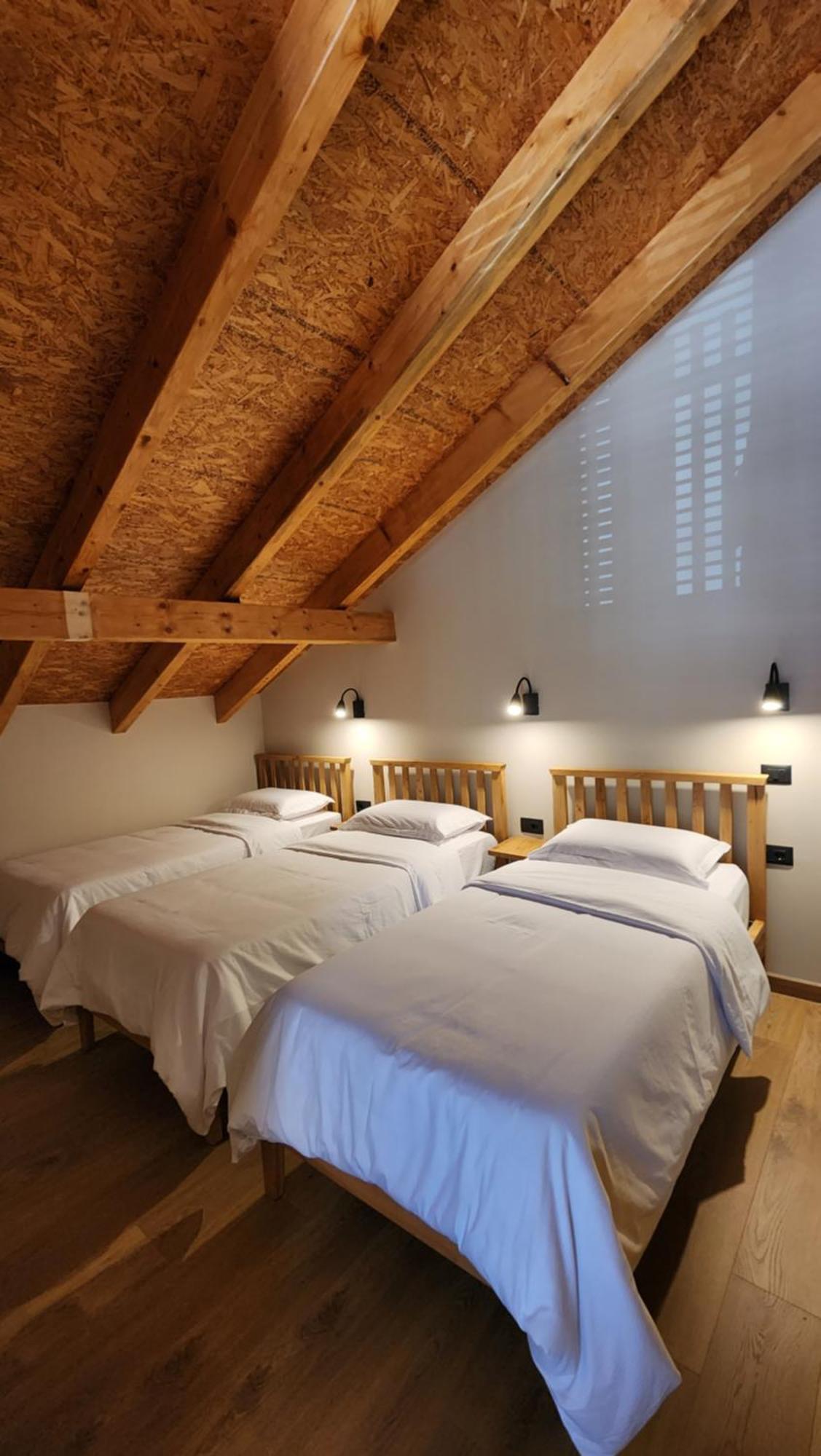 Guesthouse Te Avllia Kelcyre Zewnętrze zdjęcie