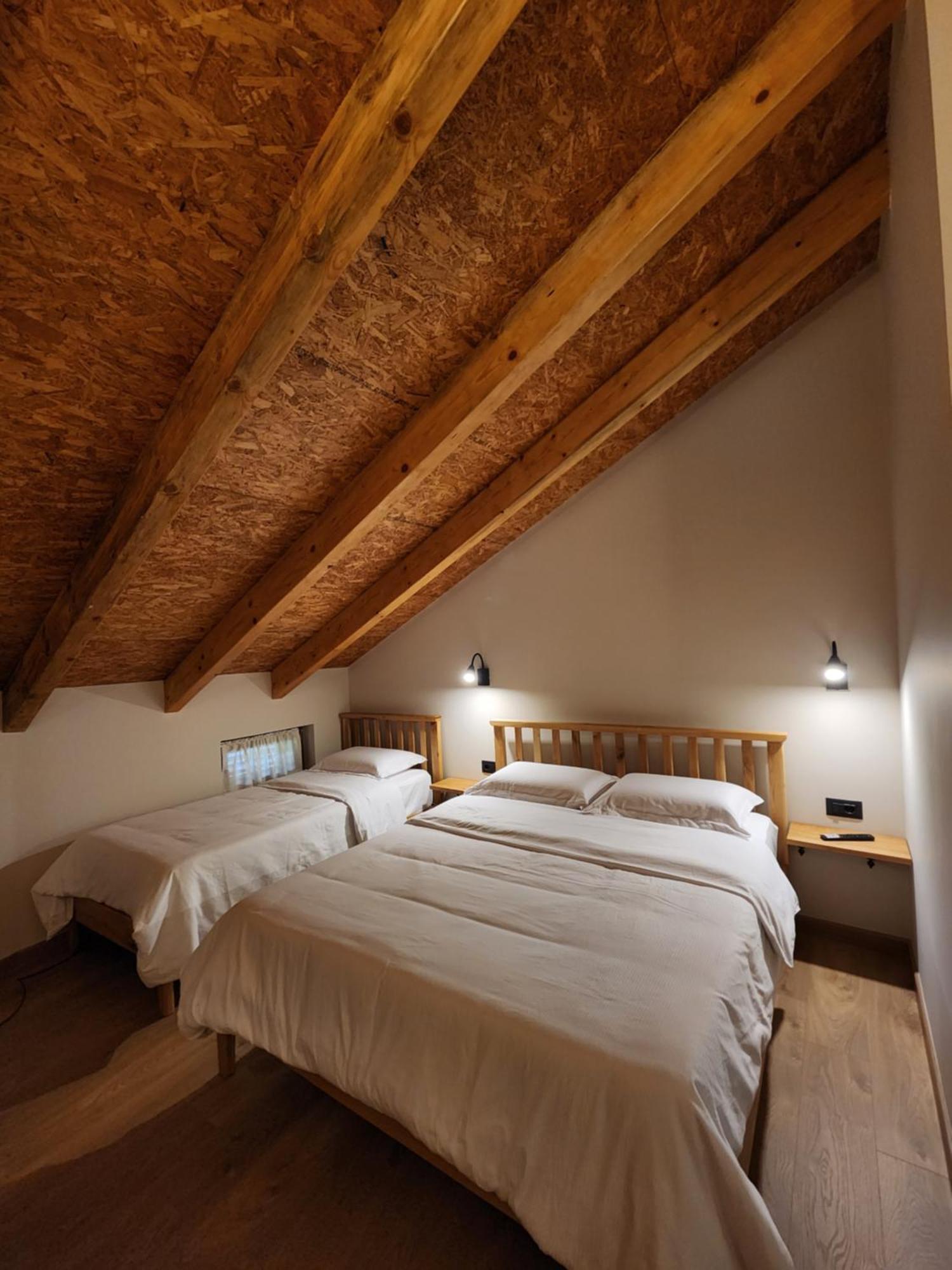 Guesthouse Te Avllia Kelcyre Zewnętrze zdjęcie