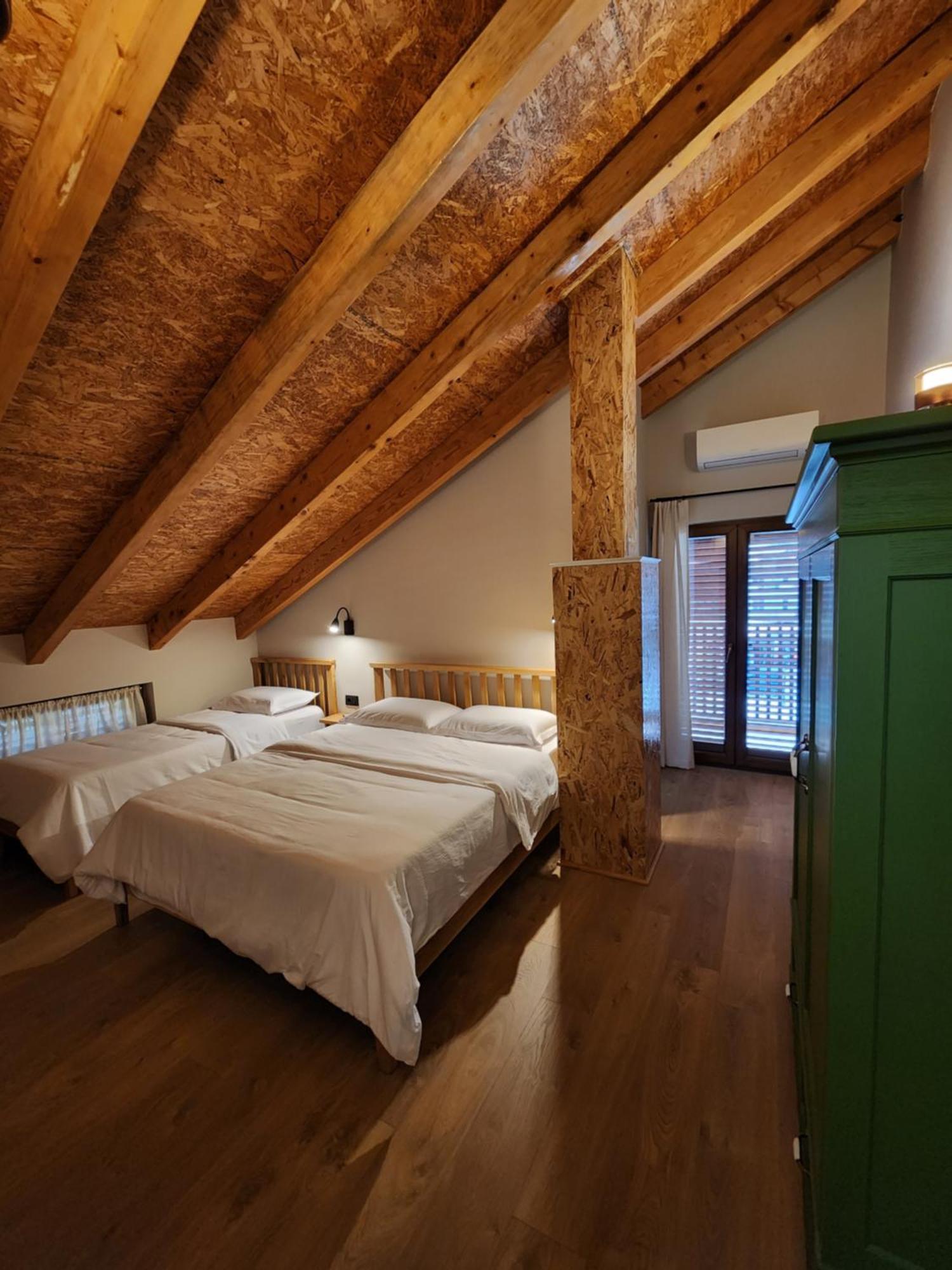 Guesthouse Te Avllia Kelcyre Zewnętrze zdjęcie